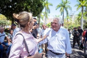 Miguel Uribe visita Antioquia